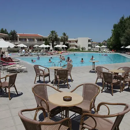 Sky Hotel 4*