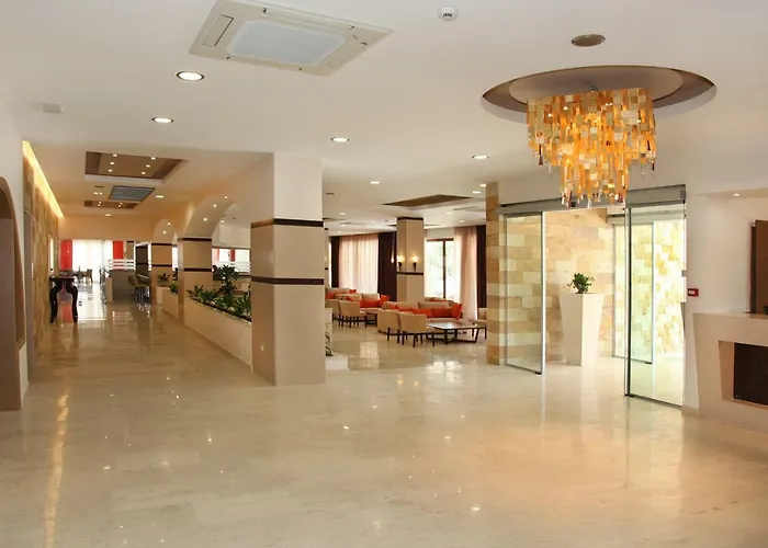 Sky Κολύμπια